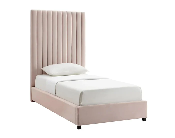 Arabelle – Velvet Bed