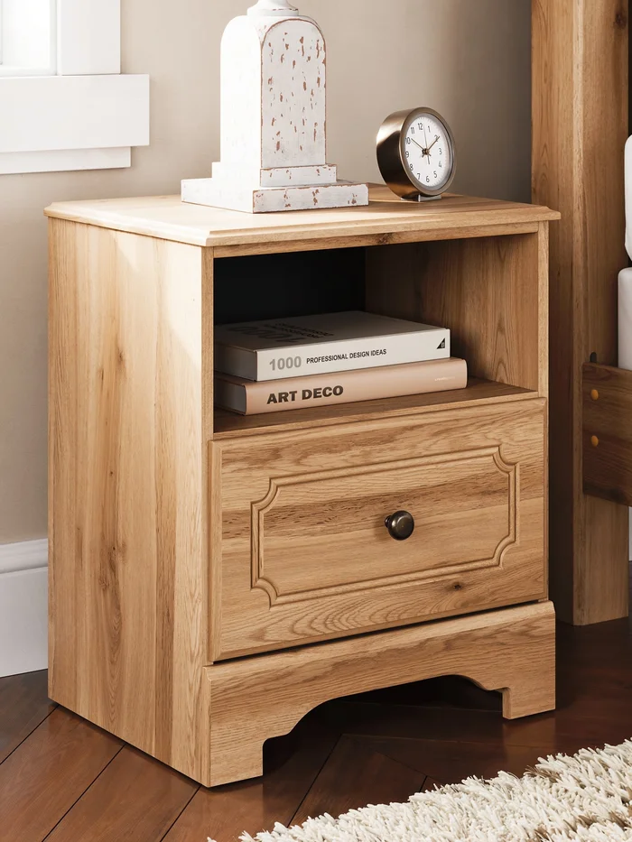Ashley Express – Aleaport One Drawer Night Stand