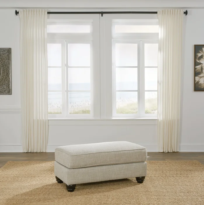 Ashley Express – Asanti Ottoman