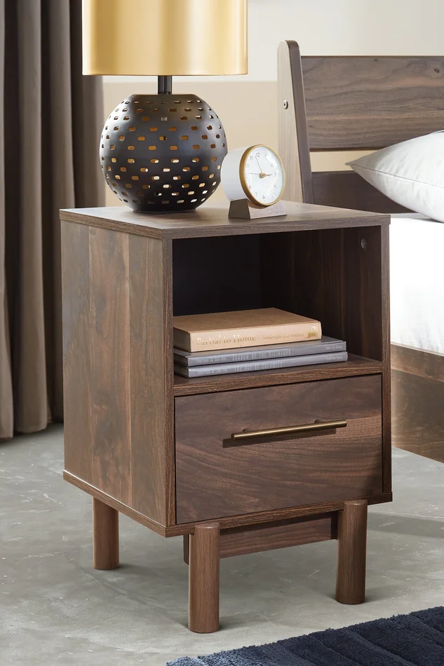 Ashley Express – Calverson One Drawer Night Stand
