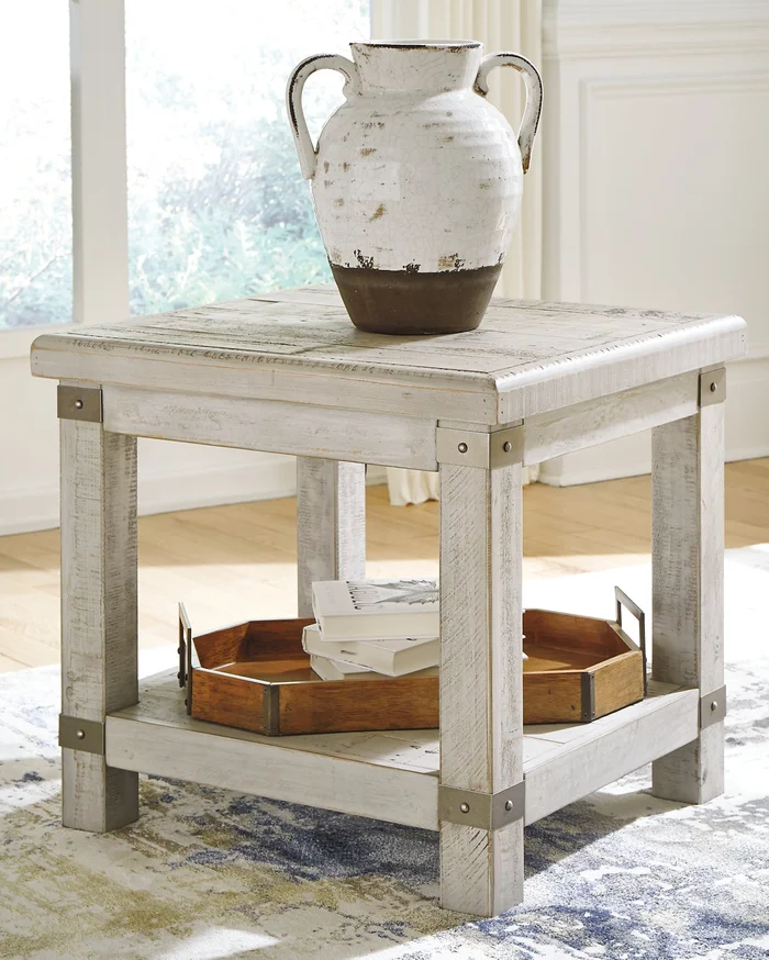Ashley Express – Carynhurst Rectangular End Table