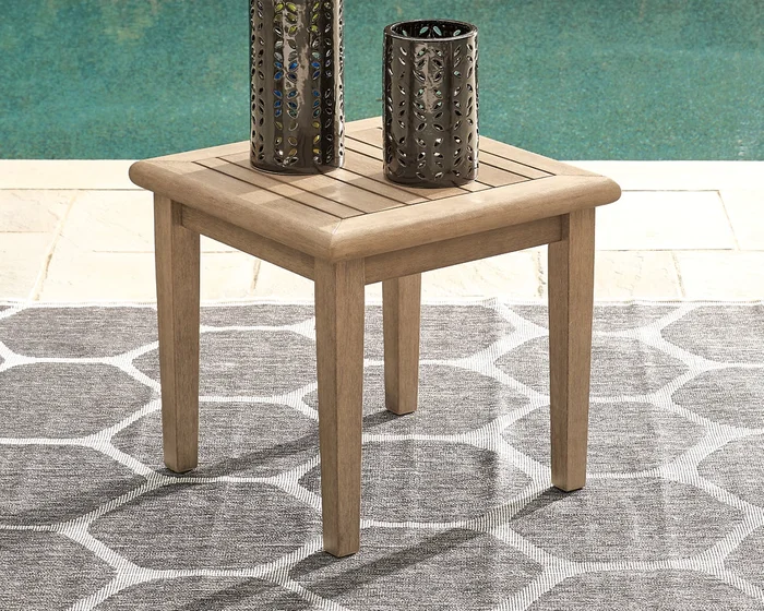 Ashley Express – Gerianne Square End Table