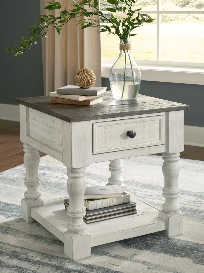 Ashley Express – Havalance Square End Table