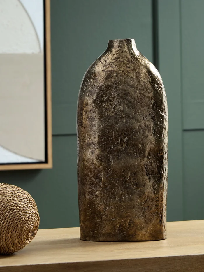 Ashley Express – Wallmond Vase