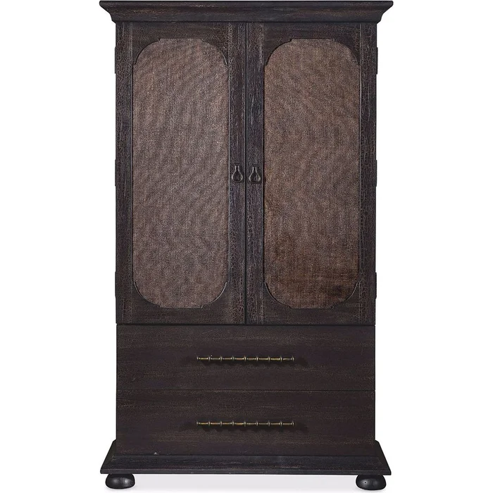 Big Sky Small Wardrobe