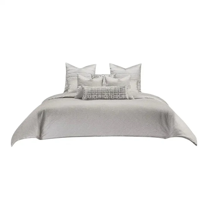 Casey – Comforter Set
