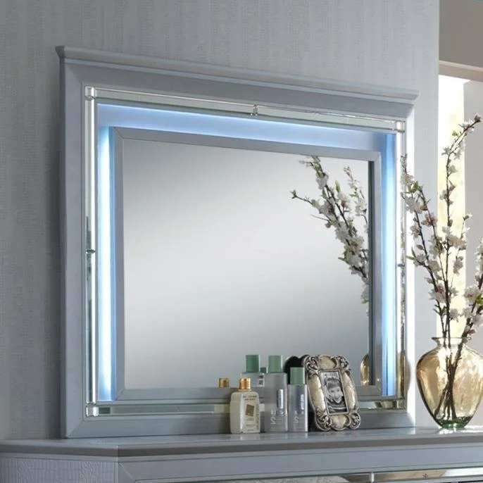 Diamond Modern Furniture CM Lillian Dresser Mirror B7100-11