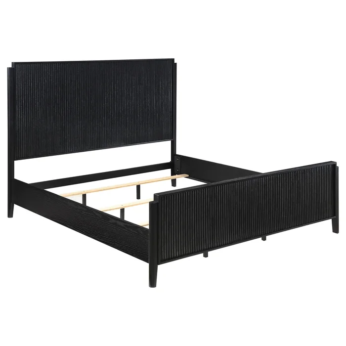 Diamond Modern Furniture COA Brookmead King Panel Bed 224711KE