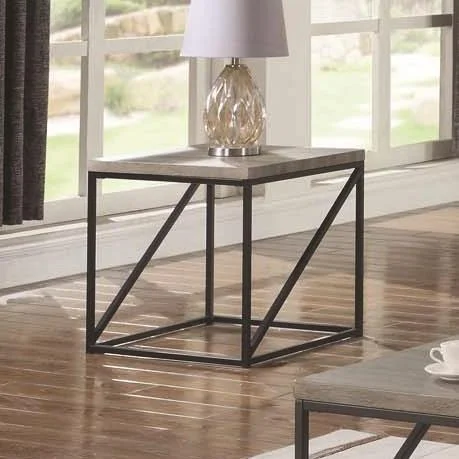 Diamond Modern Furniture COA End Table 705617