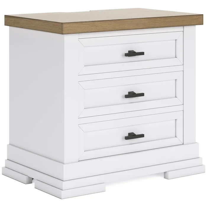 Diamond Modern Furniture Exclusive Design Ashbryn 3-Drawer Nightstand B844-93