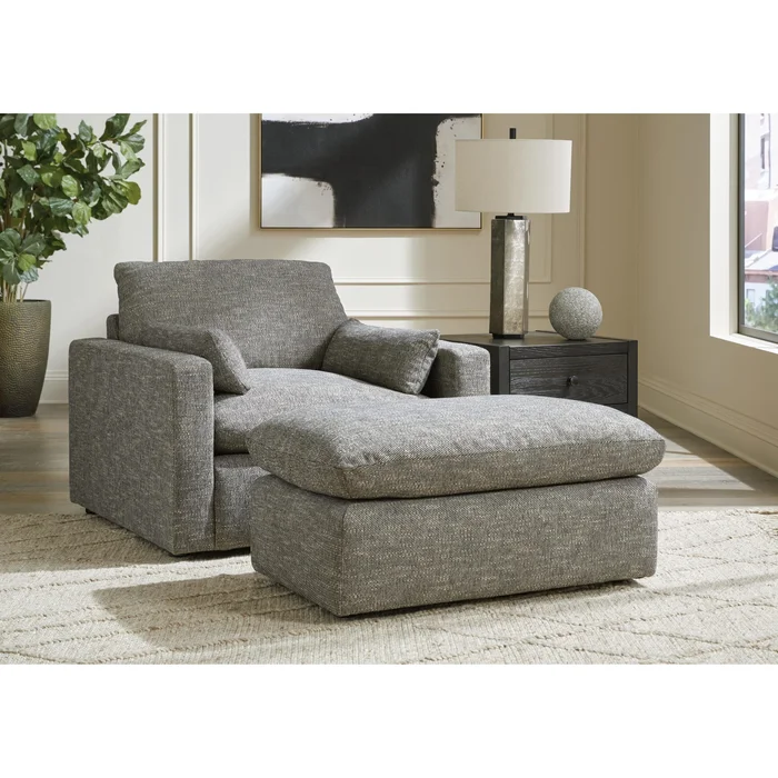 Diamond Modern Furniture Exclusive Design Dramatic Stationary Fabric Chair with Ottoman 1170214/1170223