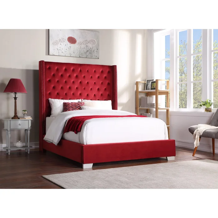 Diamond Modern Furniture HH King Upholstered Bed HH222-K