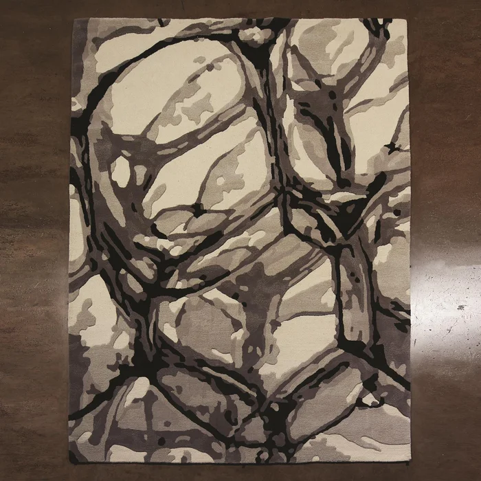 Eyes On The World Rug Ivory/Black 8′ x