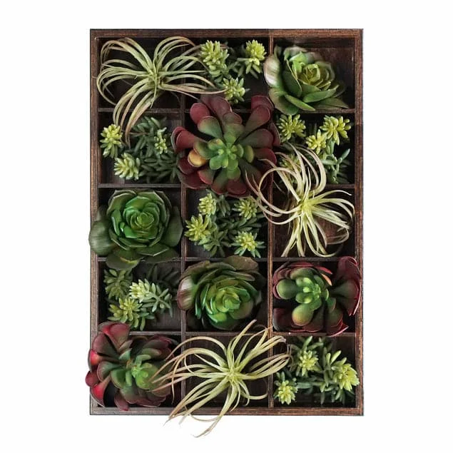 Green Wall, Pixelated Succulent – 15 Compartments