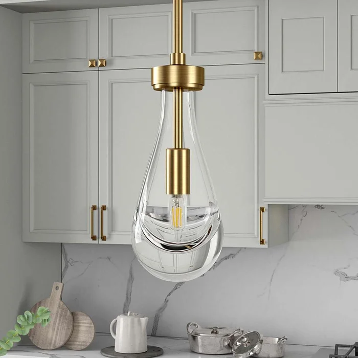 Hudson & Canal – Twyla 5in Wide Pendant with Glass Shade in Brushed Brass/Clear – PD1830