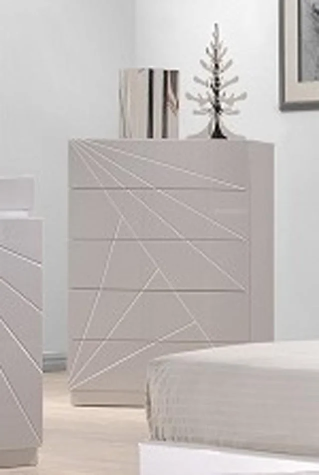 J&M Furniture – Florence 5 Drawer Chest – 17852-C