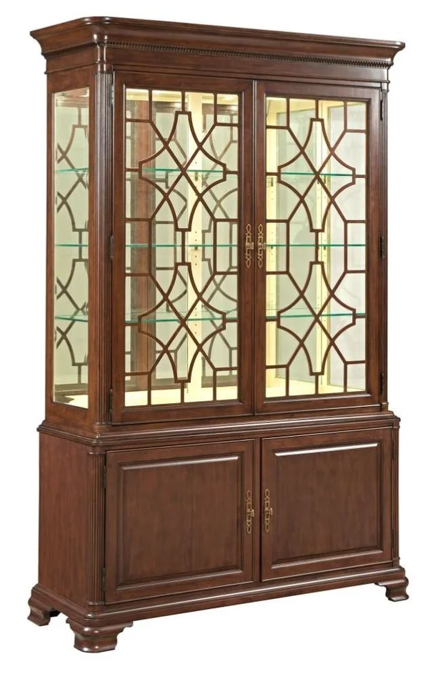 Kincaid Furniture – Hadleigh China Cabinet – Complete – 607-830P