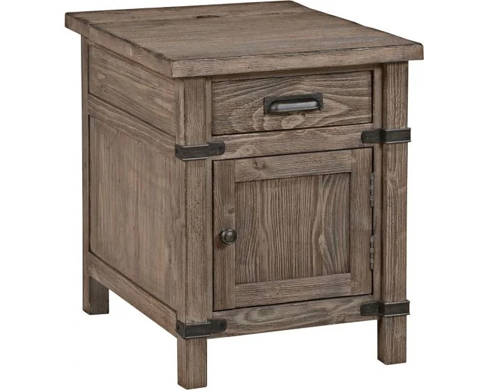 Kincaid Furniture Foundry Chairside Table