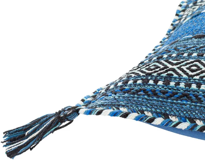 Livabliss – Trenza 18inLx18inW Accent Pillow – With Down Insert – TZ004-1818D