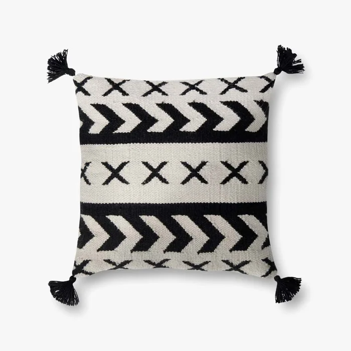 Loloi Pillows P0502 Black / Ivory