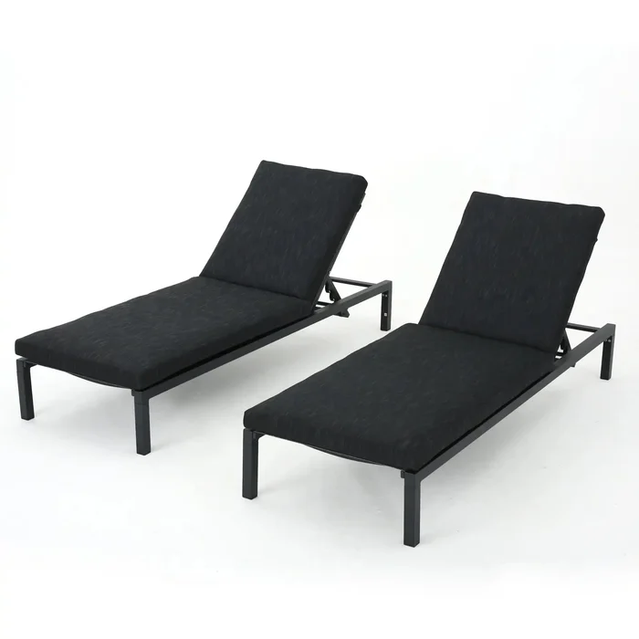 Modern Chaise Lounge With Wate Resistant Fabric Cushions