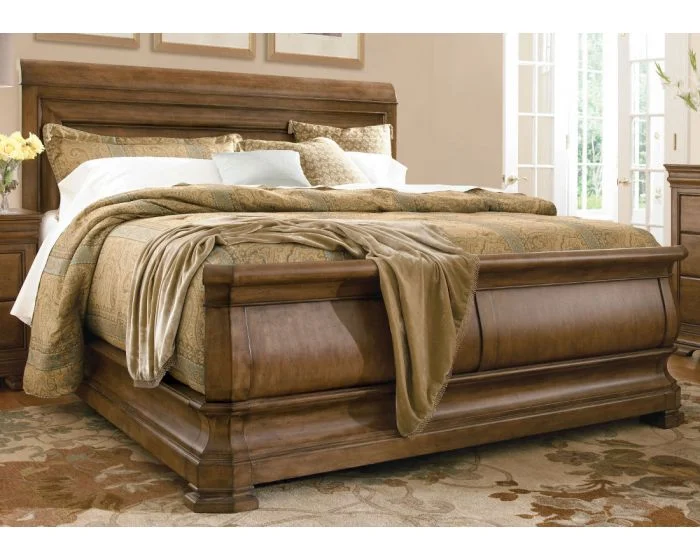 Pennsylvania House New Lou Louie P’s Sleigh Bed, King