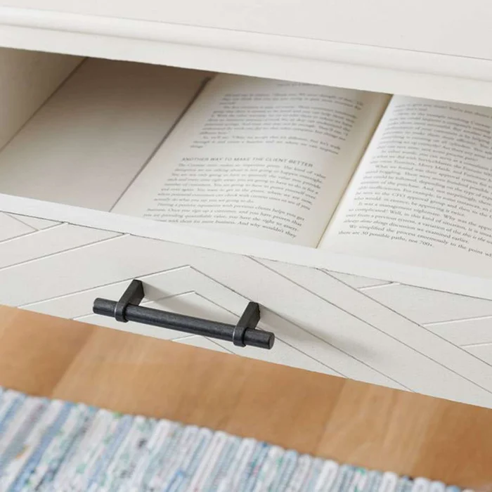 Safavieh – Mckinlee 2 Drawer Desk – Distrssed White – DSK5705A